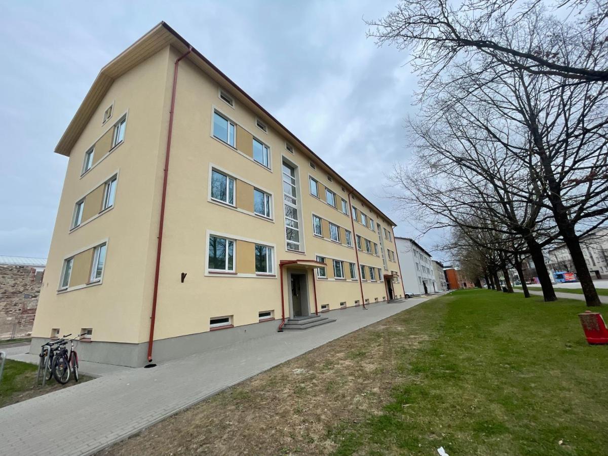 Paernu City Center Apartment- Kesklinna Suvituskorter Exteriör bild